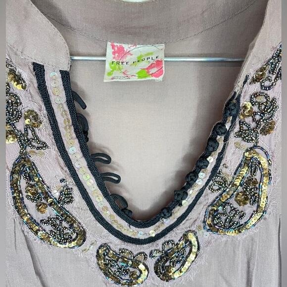 FREE PEOPLE Vintage Tiered Mauve Mini Dress Embroidered Sequins Size Small EUC - Picture 11 of 13